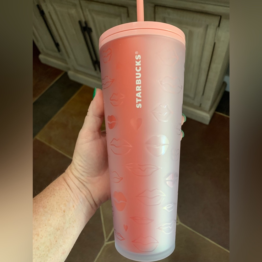 NWT Starbucks Valentine 2021 Red and Pink Lips Soft Touch Tumbler